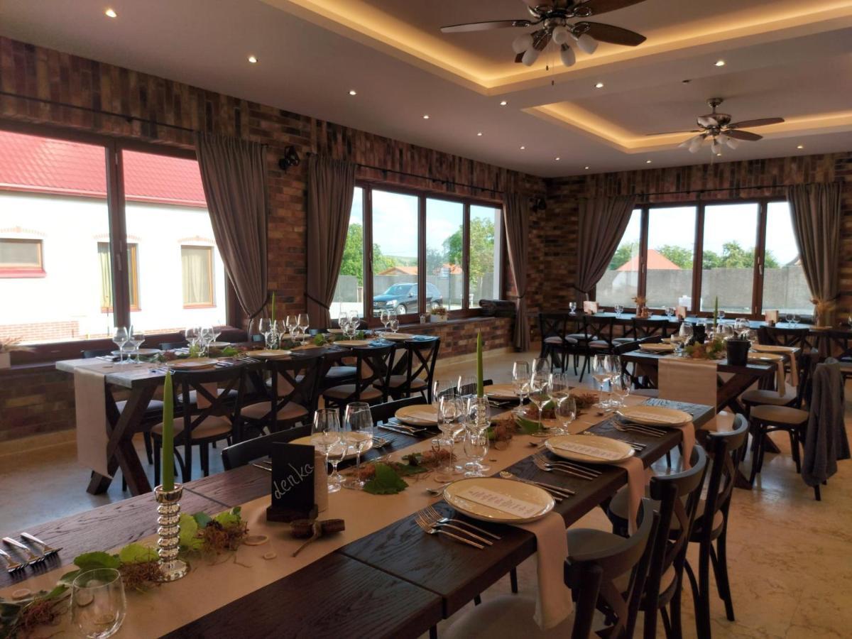 Terra Penzion Jasova Ngoại thất bức ảnh